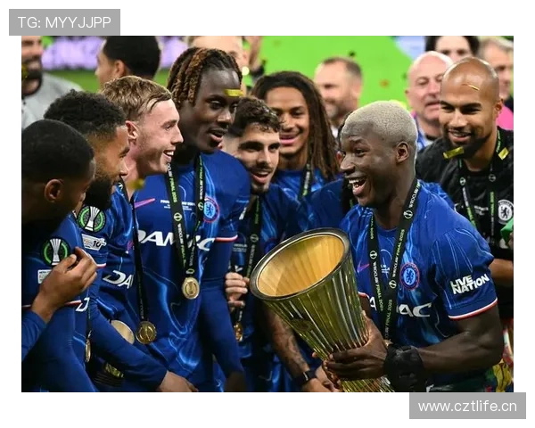 那不勒斯欧战表现波动：关键战稳定性面临考验，对赛季走势形成制约