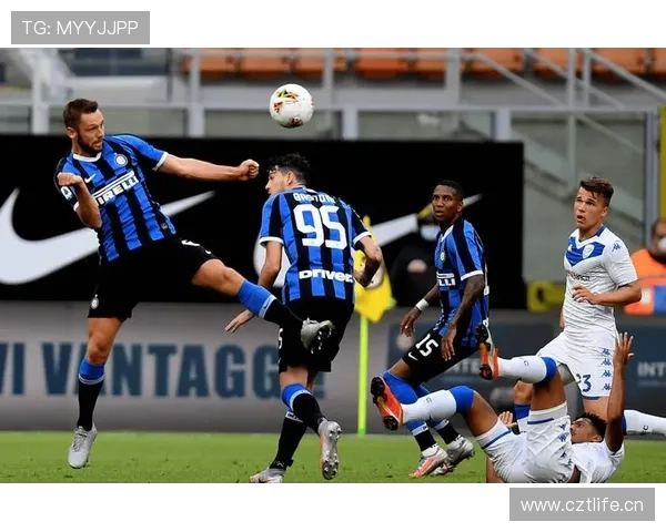 国际米兰防守依然稳固,转换防守环节是否存隐患已逐步反映在近期比赛中 国际米兰防守依然稳固,转换防守环节是否存隐患已逐步反映在近期比赛中